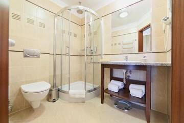 Фото номера Семейный номер-студио Отель Hotel Prezydent Krynica Zdrój г. Крыница-Здруй 4